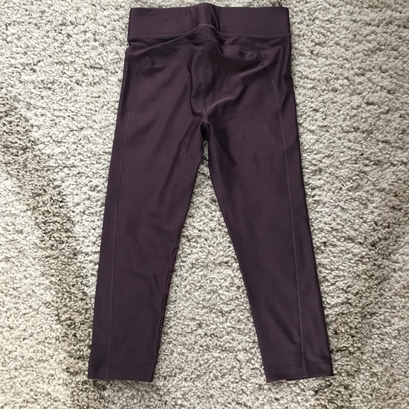 Womens Under Armour Compression Capris - Picture 2 of 3